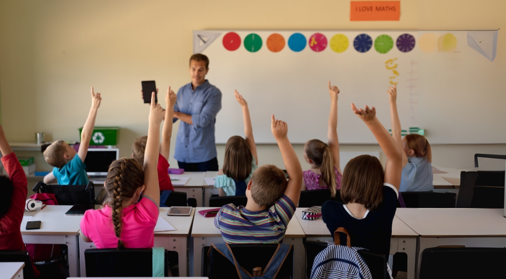 Select Teacher Shortages: A Key Issue for the GCC’s Education Sector Teacher Shortages: A Key Issue for the GCC’s Education Sector